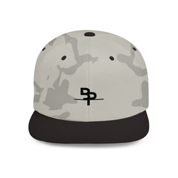 Stylish Flat Bill Snapback Cap for Everyday Wear - Image 22