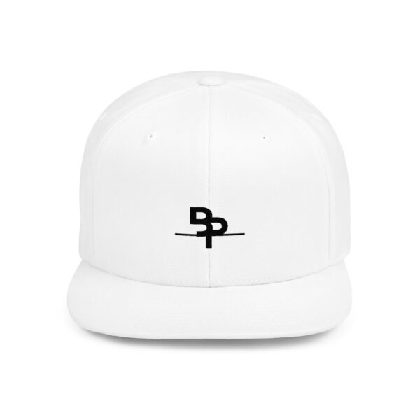 Stylish Flat Bill Snapback Cap for Everyday Wear