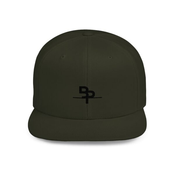 Stylish Flat Bill Snapback Cap for Everyday Wear - Image 10